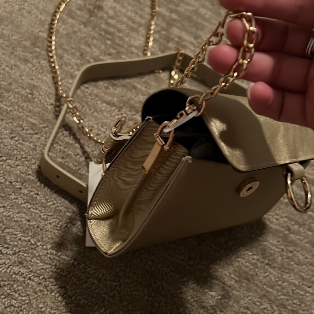 Steve Madden Convertible Belt Bag NWT - Picture 8 of 8